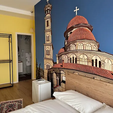 107 Dreams Τίρανα